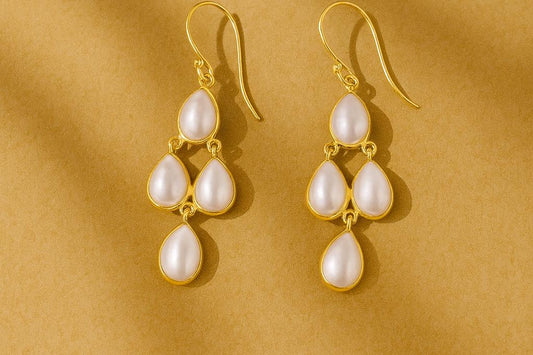 Perla dangle earrings